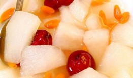 冰糖炖雪梨雪梨在线观看,甜蜜治愈，暖意融融的冬日恋歌