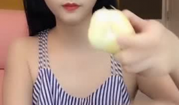 免费吃瓜网红主播是谁啊,免费吃瓜网红主播是谁？带你走进神秘直播间